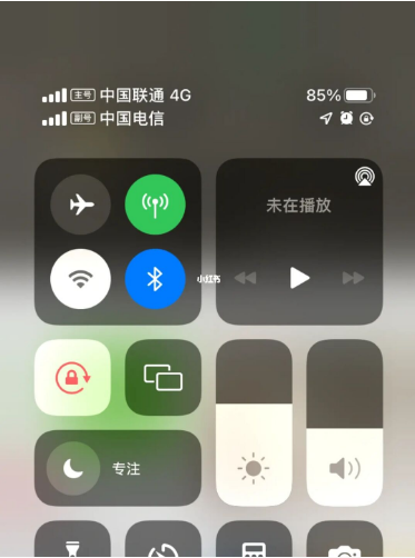 临猗苹果手机维修分享iPhone双卡信号解决办法 