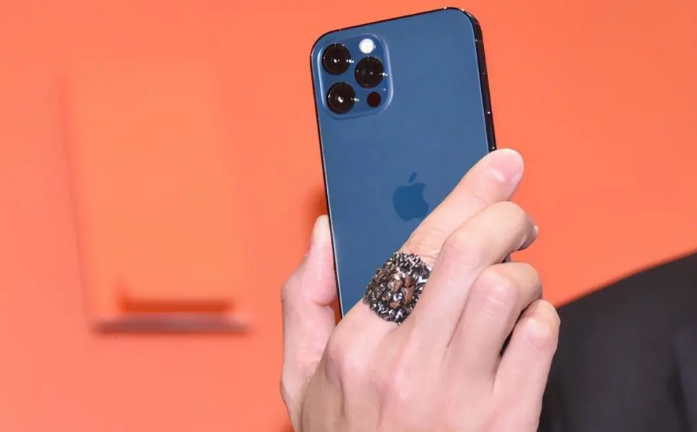 临猗苹果手机维修分享iPhone12系列重启方法教程 